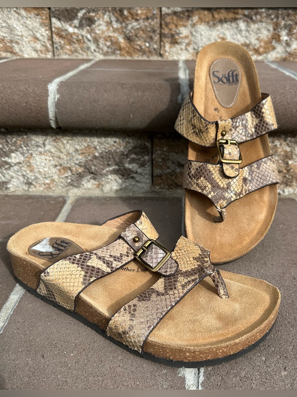 Söfft Bettina Taupe Tan Snakeskin Thong Strappy Slide On Sandals Size 7M
